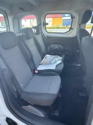 Peugeot Rifter  Blue Hdi 100 año 2021