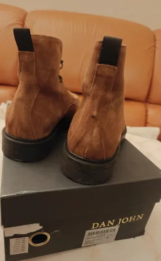 Stivaletti stringati Dan John marroni