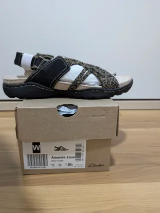 Sandalias Clarks Beige y Negro