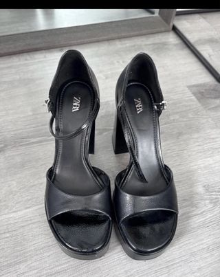 Sandalias Zara Plataforma Tacón Negro