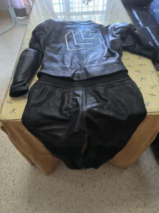 Mono de moto de cuero 2 piezas