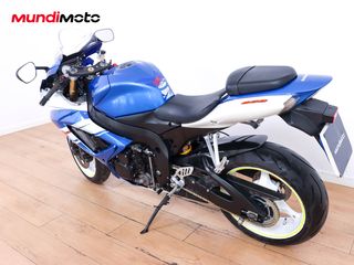 SUZUKI GSX-R 600 K7