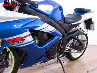 SUZUKI GSX-R 600 K7