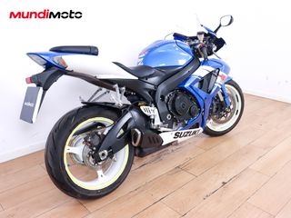 SUZUKI GSX-R 600 K7