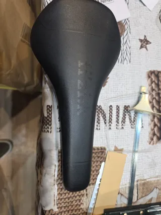 Sillín Bicicleta Fizik Negro