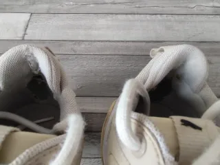 Lote 3 pares zapatillas 39 Converse, Puma, Vans