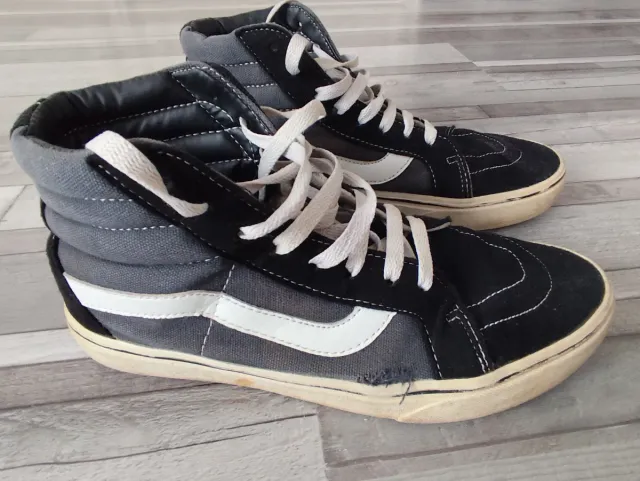 Lote 3 pares zapatillas 39 Converse, Puma, Vans