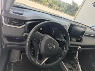Toyota RAV4 2021