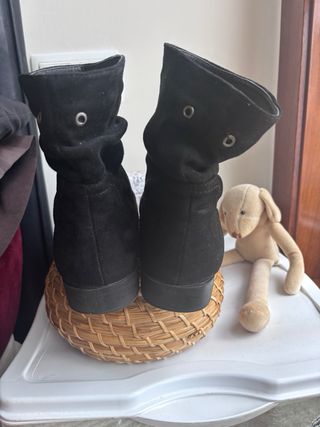 Botines negros mujer