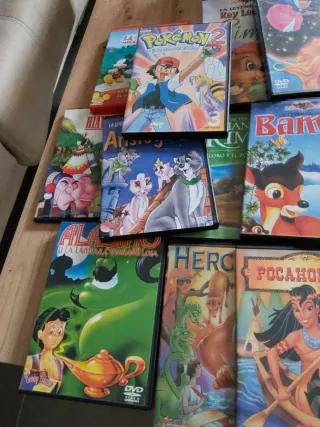 Lote DVDs Infantiles Disney y Clásicos 14 DVD