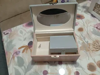 Joyero sin estrenar para regalo