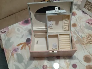 Joyero sin estrenar para regalo