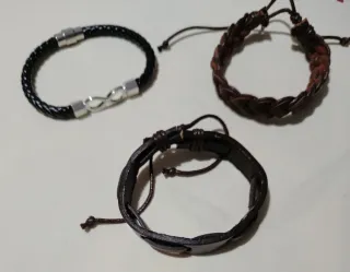 Lote 3 Pulseras Cuero Hombre.