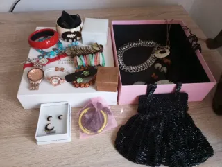 Caja Rituals Llena de Bisutería Variada