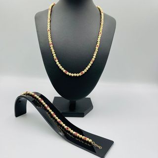 COLLAR BOLAS DIAMANTADAS Y PIEDRAS ROJAS. Oro 18K.