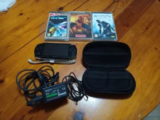 PSP Sony Nero + 11 Giochi + Accessori