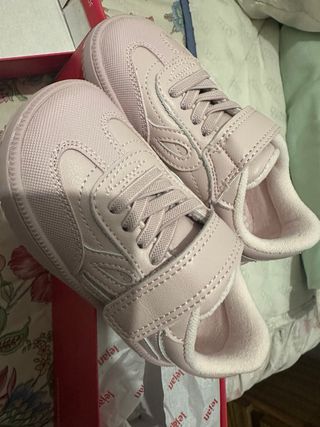 Zapatos niña Lejan rosas  talla 26