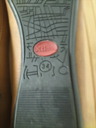 Zapatos niña beige/marrón talla 34