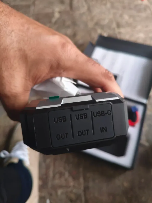 Arrancador de Coche YUSMAN