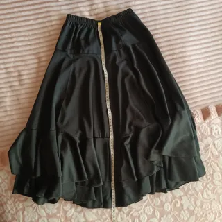 Falda de ensayo de niña.