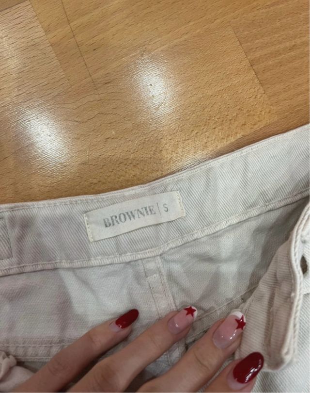 Pantalones vaqueros beiges