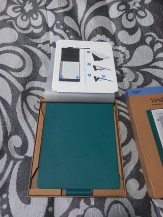 NUEVO KINDLE SCRIBE 2024 64GB CON FUNDA PROTECTORA