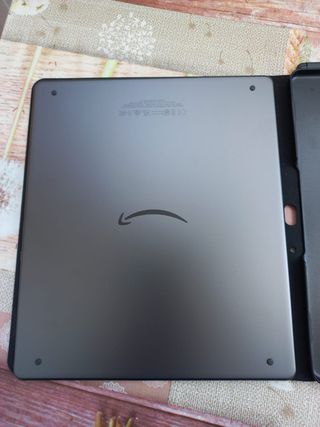 KINDL Scribe 64GB con custodia protettiva