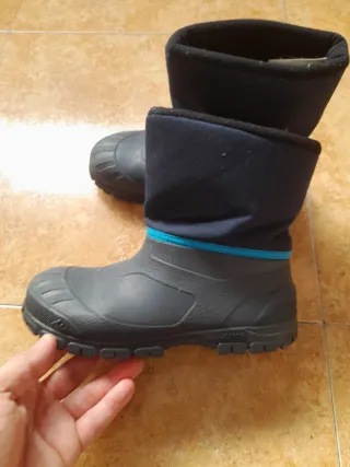Botas nieve/lluvia niño/a 34/35. Marca Decathlon.