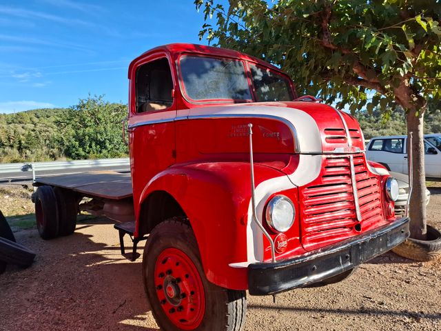 Leyland Comet Camión Clásico Rojo