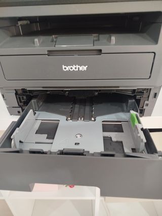 Impresora Multifunción Brother MFC-L2710DW