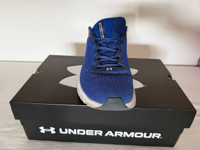 Zapatillas Under Armour HOVR Talla 42