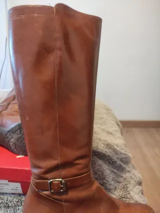 Botas de piel Wonders talla 40