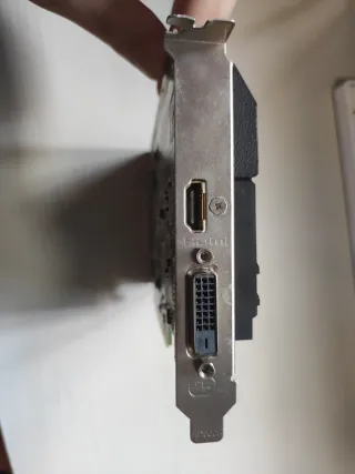 Gigabyte GT 1030 Tarjeta Gráfica