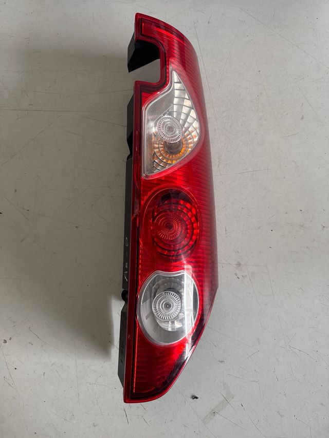 Piloto Derecho Renault Kangoo Ref :  8200419945