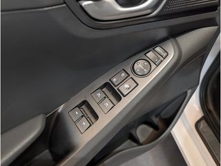 Hyundai IONIQ 1.6 GDI PHEV Tecno DT berlina