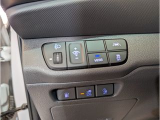 Hyundai IONIQ 1.6 GDI PHEV Tecno DT berlina