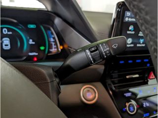 Hyundai IONIQ 1.6 GDI PHEV Tecno DT berlina