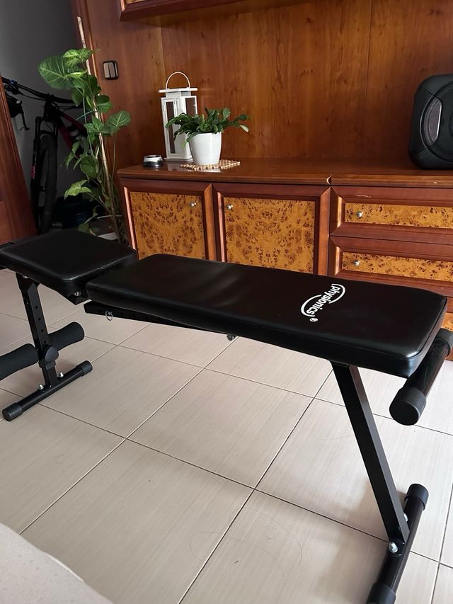 Banca de pesas regulable