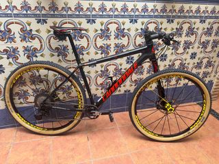 Bicicleta Cannondale F-SI Ruedas Top