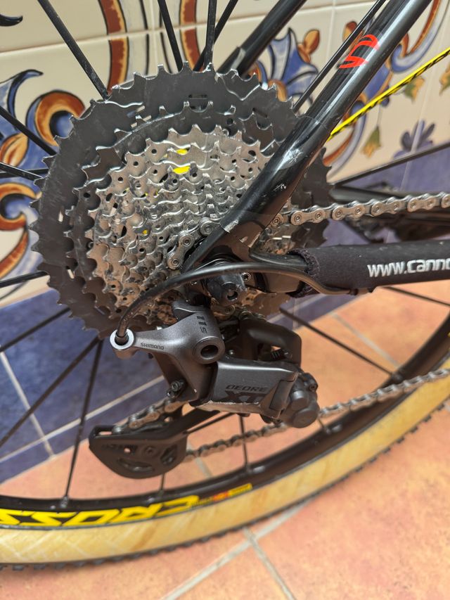 Bicicleta Cannondale F-SI Ruedas Top