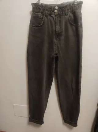 Pantalón vaquero negro