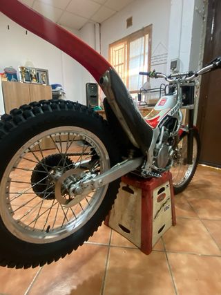 Moto de Trial Repsol Montesa