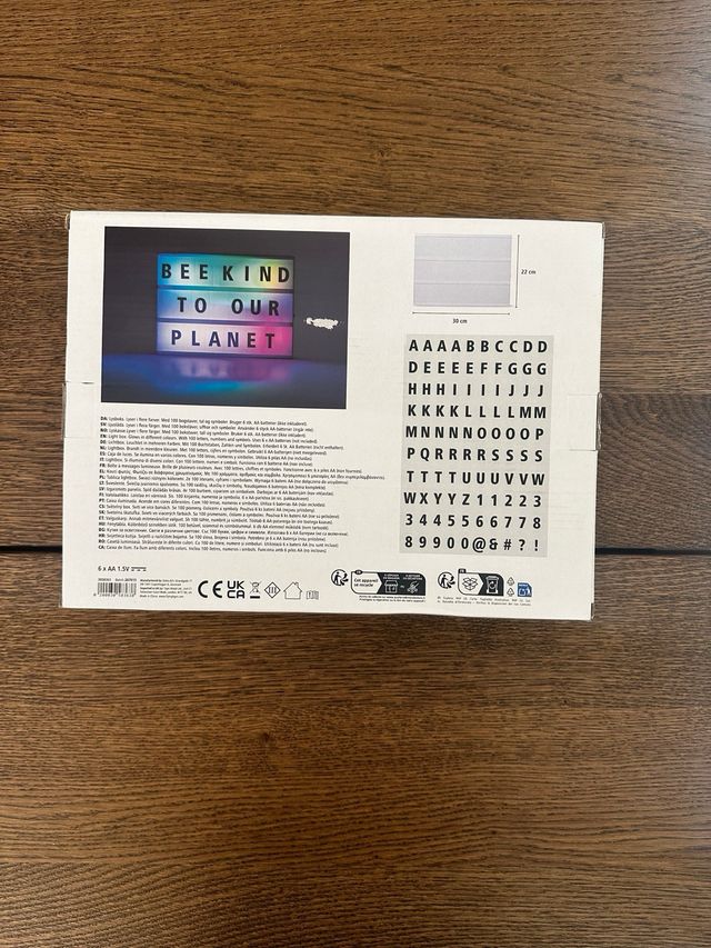 Caja de luz LED con letras