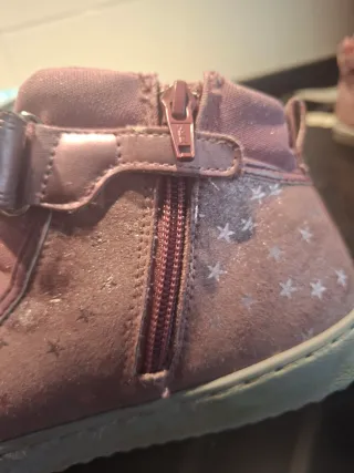 Tenis Geox rosas con estrellas