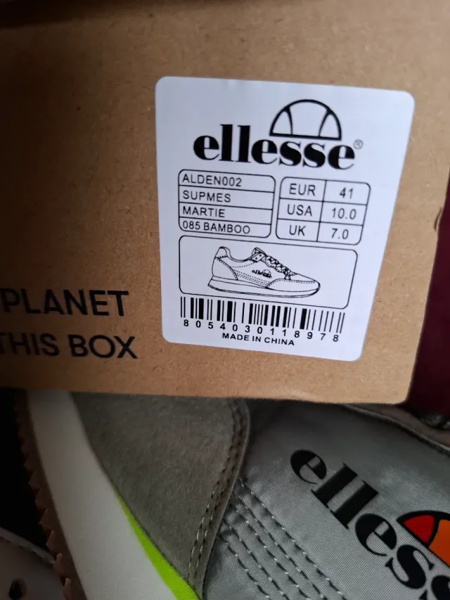 Zapatillas Ellesse grises y verdes nuevas