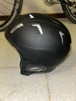 Casco Negro de esquí