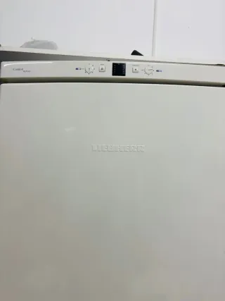 Nevera Liebherr Blanca