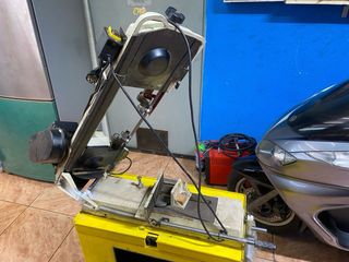 Sierra de cinta para metal