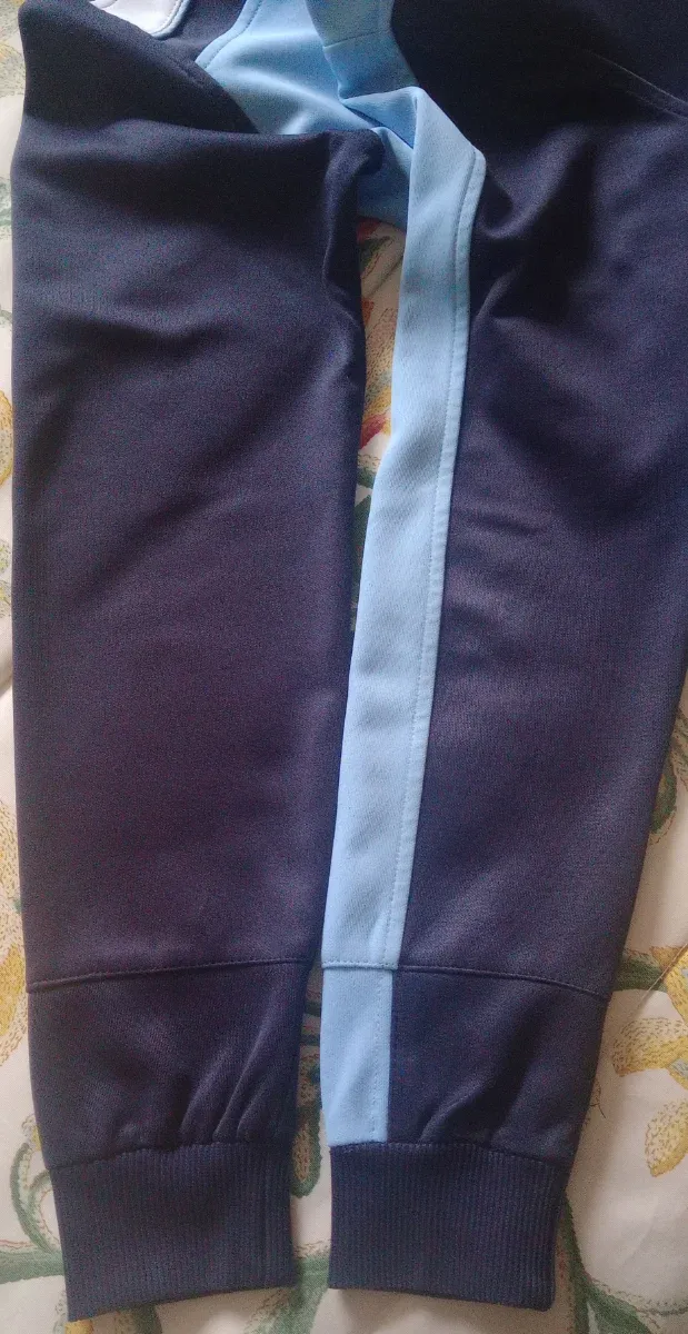 Chaqueta deporte uniforme Amor de Dios, t. 14