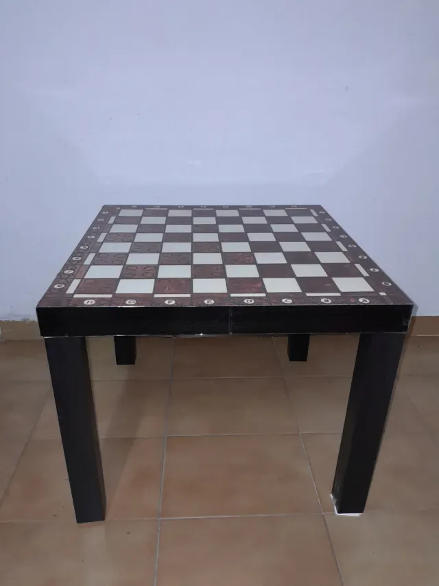 Mesa centro / Tablero de ajedrez de madera
